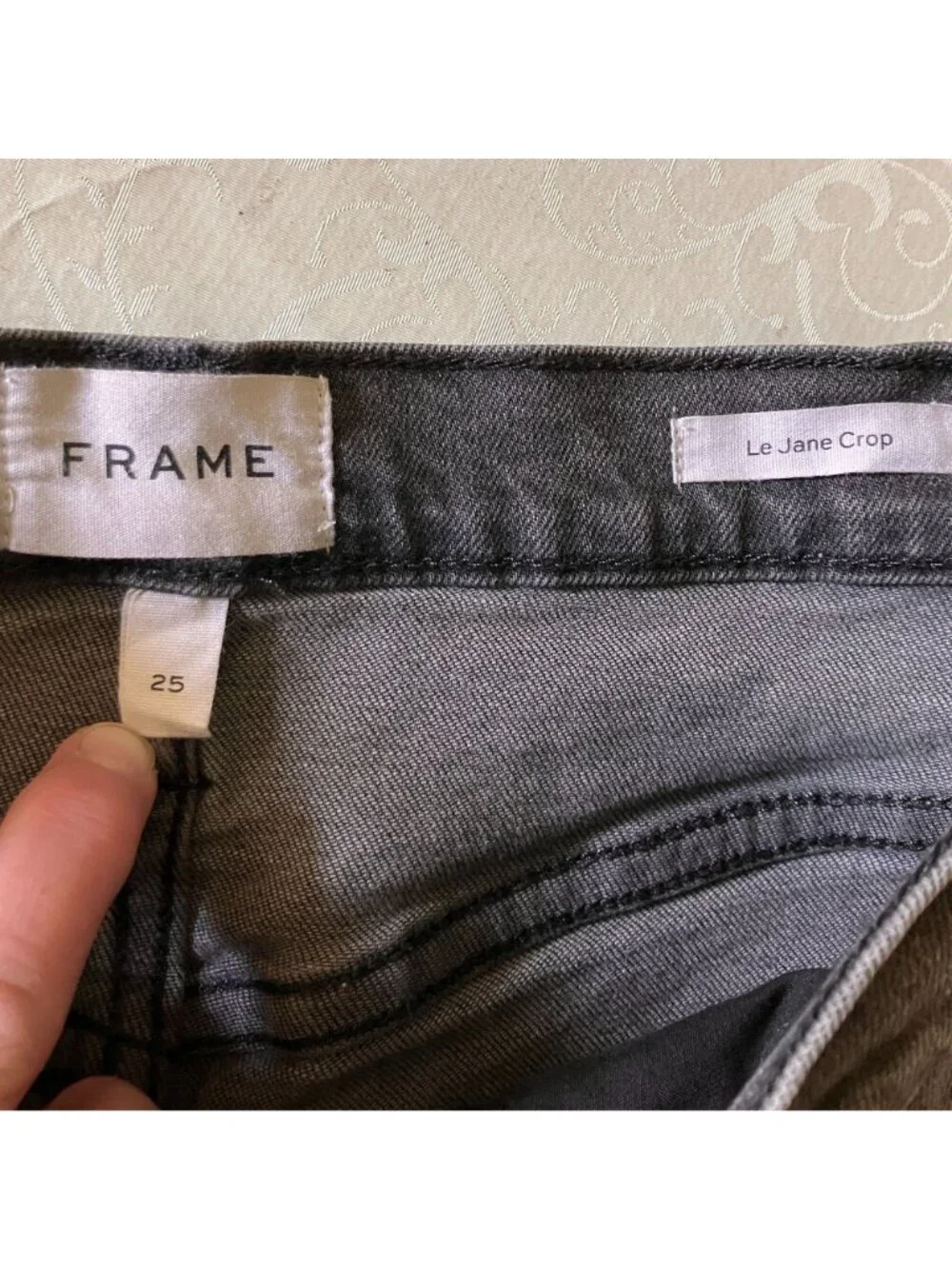 Frame Womens Le Jane Crop Raw Hem Fray Denim Jeans Size 25 Black Obsidian AN EXC - Picture 9 of 12
